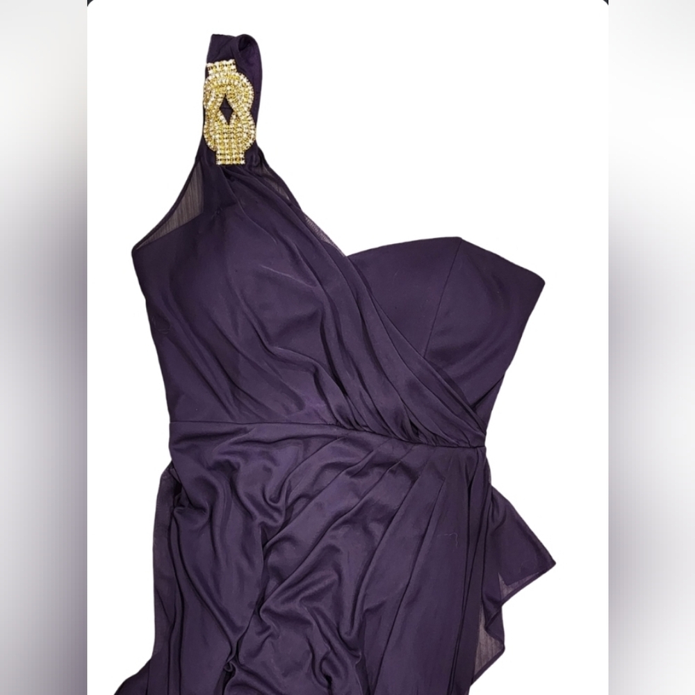 Xscape by Joanna Chen purple gown, size 14